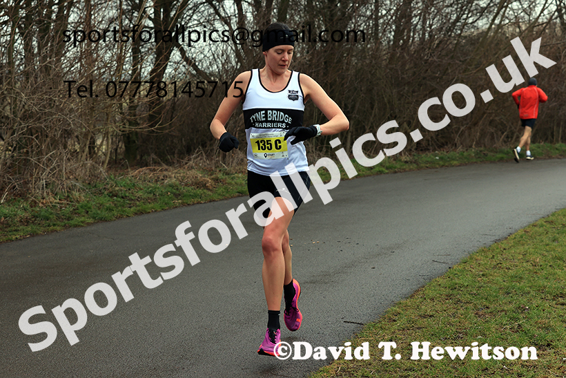 Senior Women and Over-35s Women 2025 NECAA Royal Signals Road Relays Champs.,  Hetton Lyons Country Park, Hetton le Hole, County Durham. Photo: David T. Hewitson/Sports for All Pics